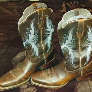 Ladies Ariat Showcase VentTEK Dark Whiskey Boots